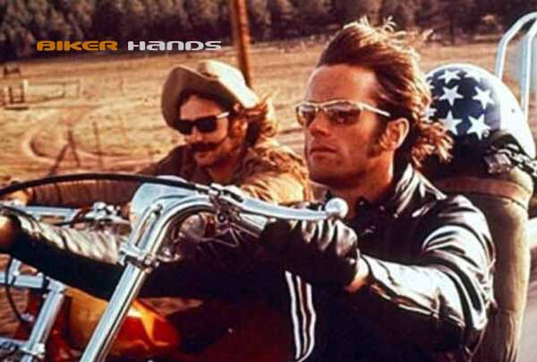 Easy Rider Wyatt cinema about motorcycle Harley Devidson and American biker vreedom